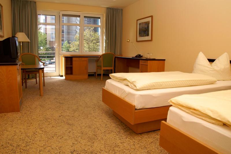 Hotel Am Weberplatz Дрезден Екстер'єр фото